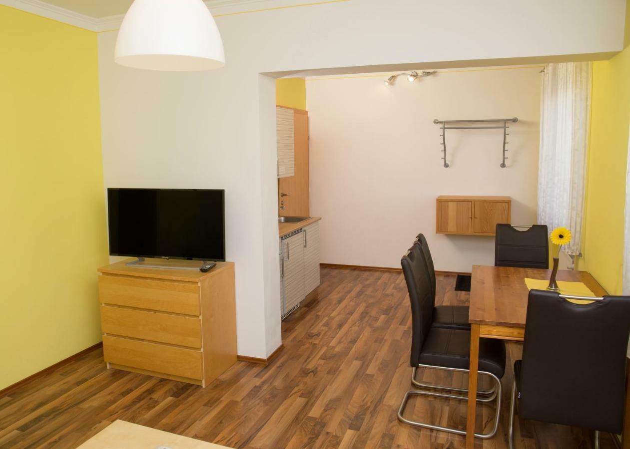 Appartementhaus Thermeneck Laa an der Thaya Ngoại thất bức ảnh